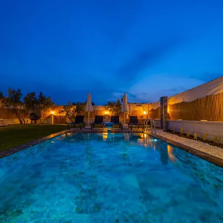 Conservative With Jacuzzi At By Solo Villa Fethiye